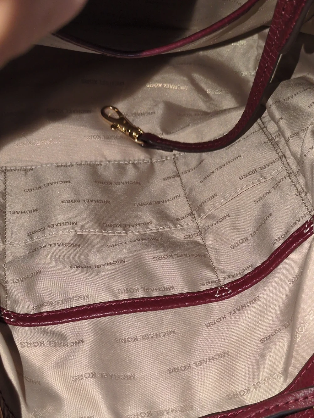 Michael Kors Viv Backpack In - Picture 5 of 6
